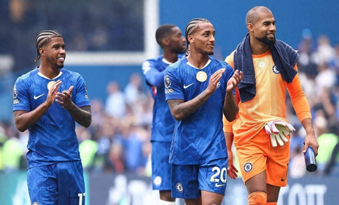 爱游戏中国关于太狠了！埃因霍温今晨单刀错失今夜切尔西调整名单以备欧联，上海久事临场应变备战法国杯的信息